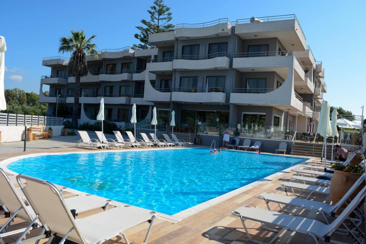 Ivory Hotel Theológos Buitenkant foto